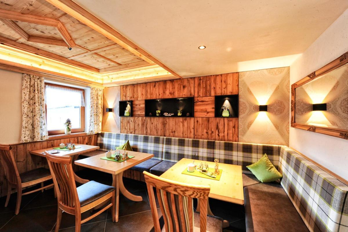 Hotel Garni Stefanie อิสชเกิล ภายนอก รูปภาพ