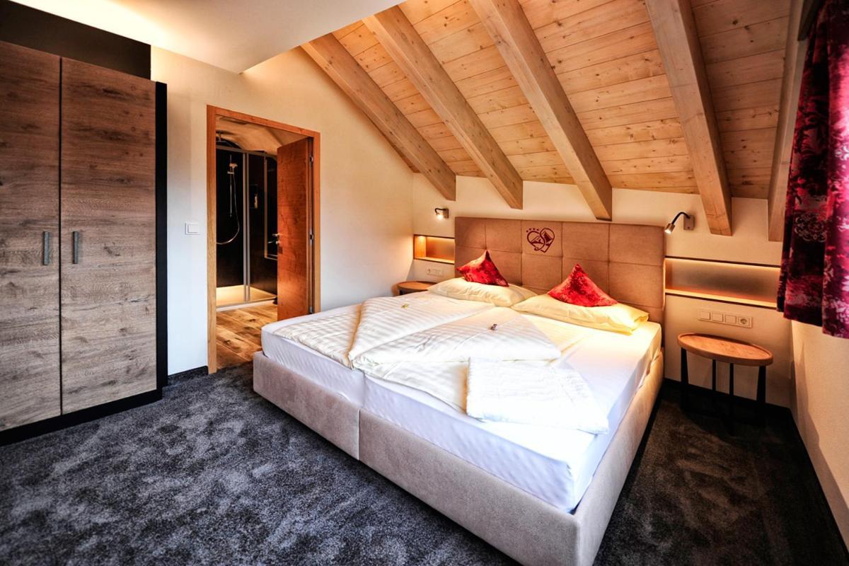 Hotel Garni Stefanie อิสชเกิล ภายนอก รูปภาพ
